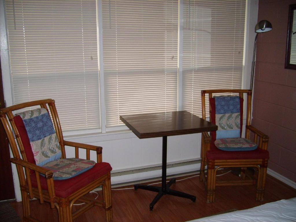 Capricorn Motel Royale 1000 Islands Lansdowne Rum bild
