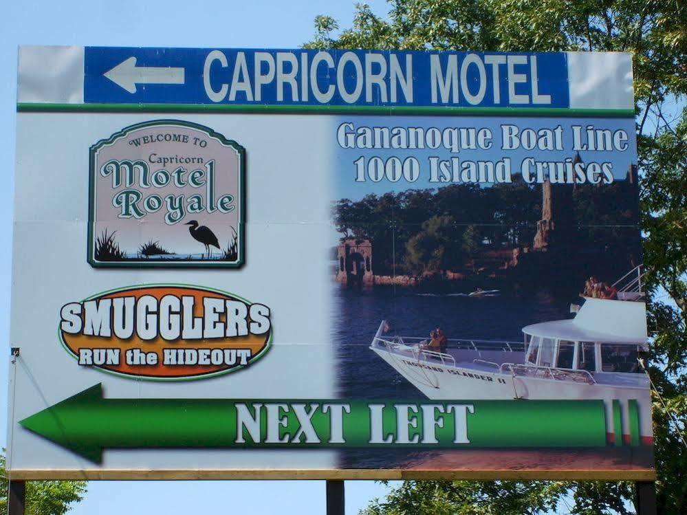 Capricorn Motel Royale 1000 Islands Lansdowne Exteriör bild